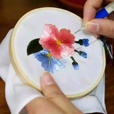 Embroidery punch neddle